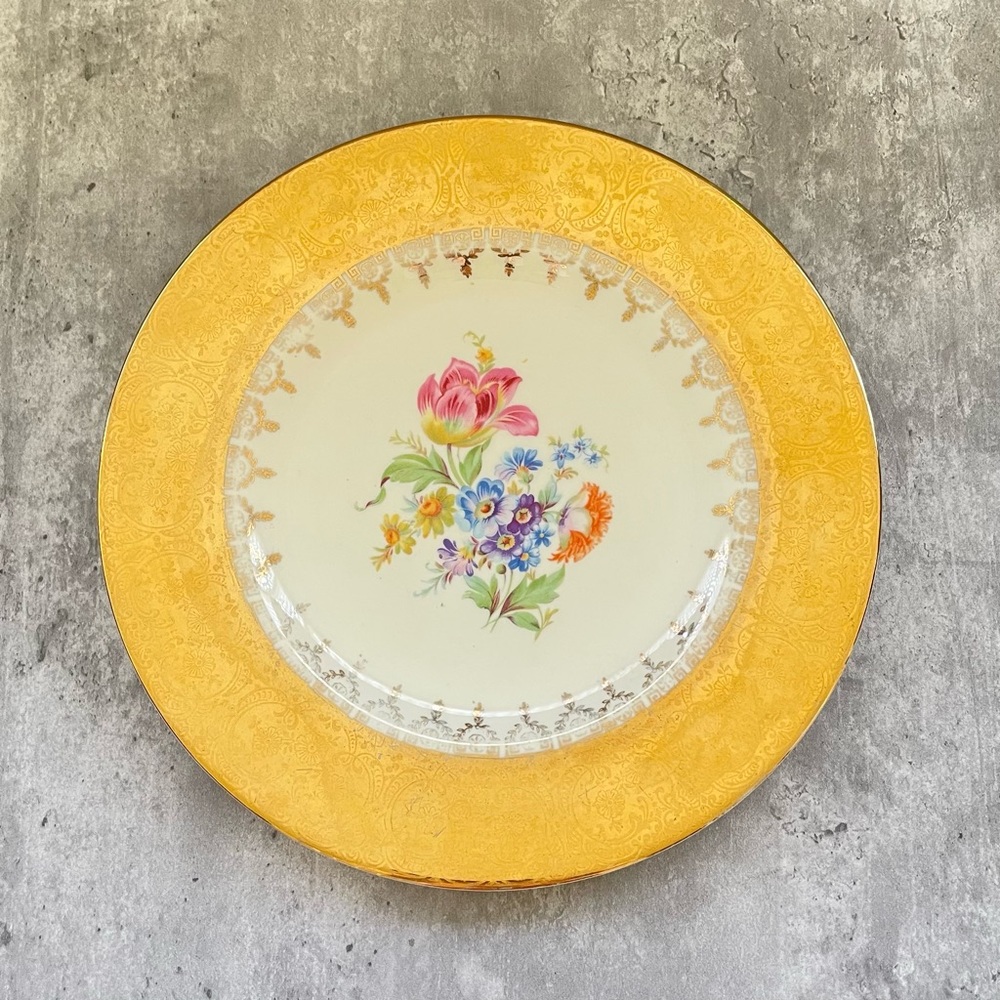 Edgewood China 22 Kt Porcelain 9.5” Decor Plate Floral